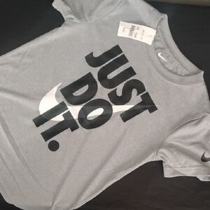 Nike Kids Gray T-Shirt with 'Just Do It' Slogan